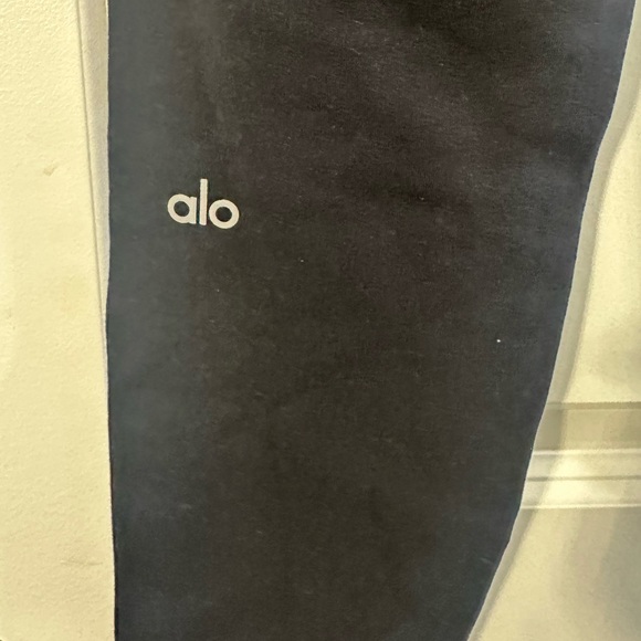 ALO Yoga Leggings Black - Picture 3 of 6